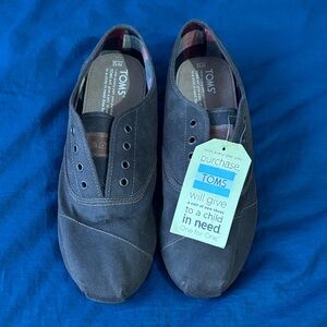 TOMS Men's brown Gray Slip-On Loafers